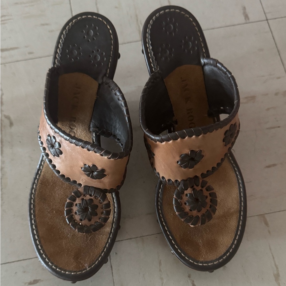 Brand New Jack Rogers Brown Sandals with Medallion Design